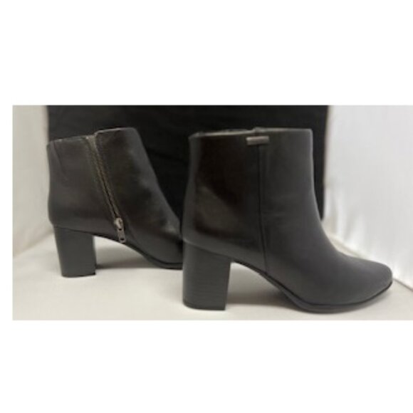RockPort Camdyn Water Resistant Black Leather Bootie Womens Size 10 Wide - Picture 6 of 9